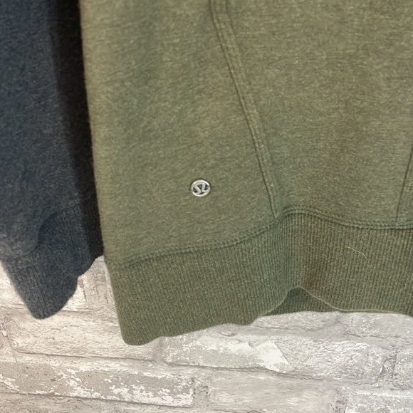 Lululemon Mula Bundle Wrap
Heathered Fatigue Green / Heathered Dark Grey - Picture 11 of 12